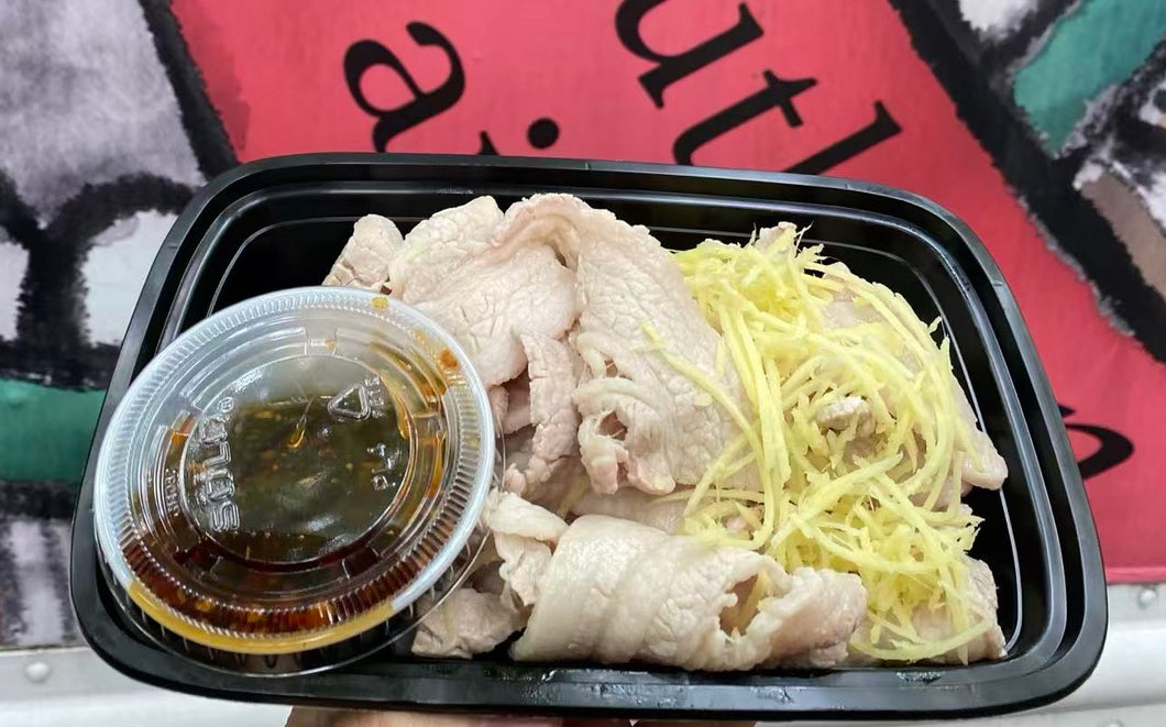 冷藏蒜泥白肉 Chilled Garlic White Meat