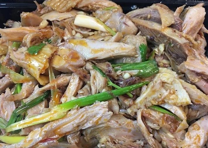 微辣川味手撕雞 Sichuan-style Shredded Chicken 450g